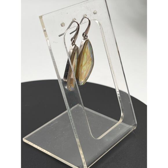 KENDRA SCOTT McKenna Women Iridescent Abalone Dangle Drop
MOP Earrings - Picture 2 of 7